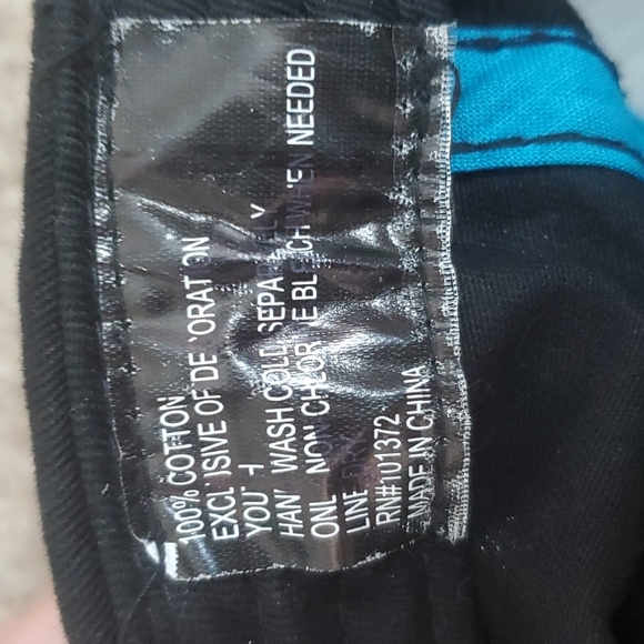 Walt Disney World Disneyland Resort Mickey Mouse Skateboarding Hat Snap Back - Picture 4 of 6